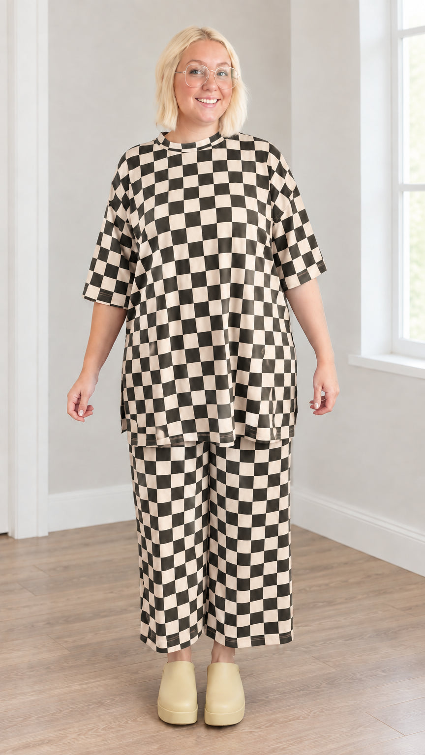 Khaki and black checkered two-piece tunic and wide-leg crop pants set